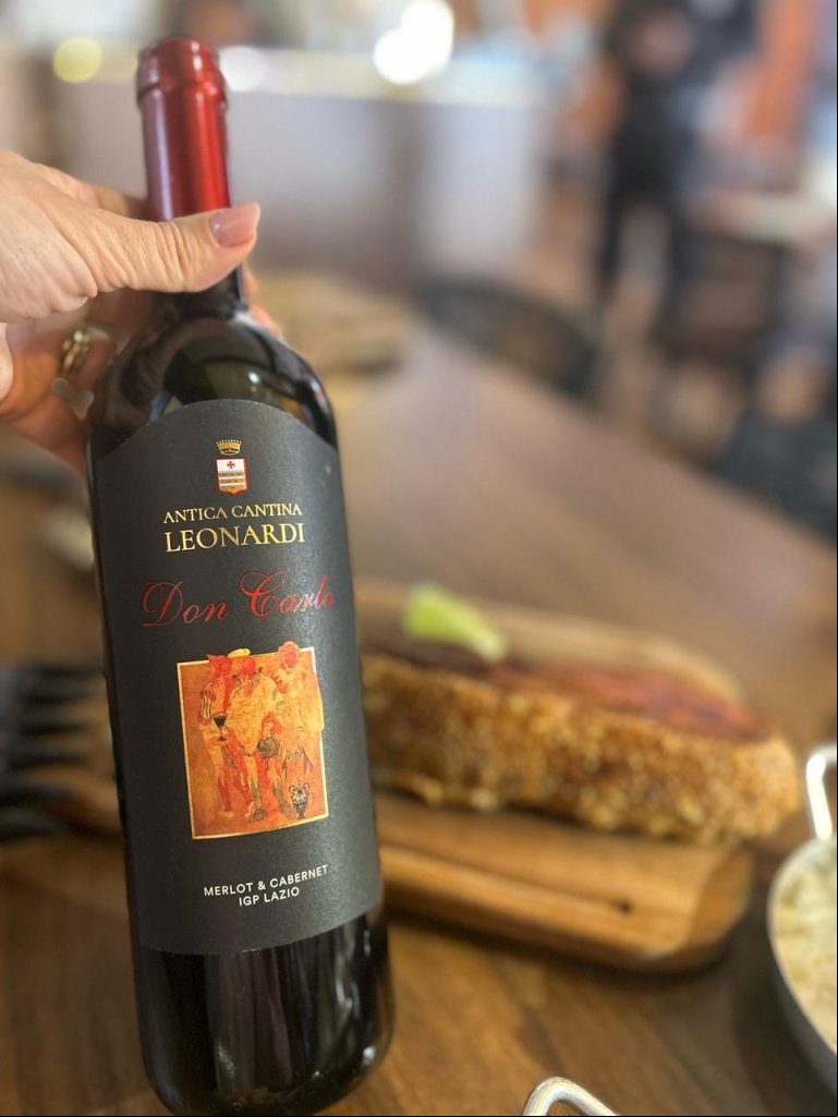 Vinho por Ela
